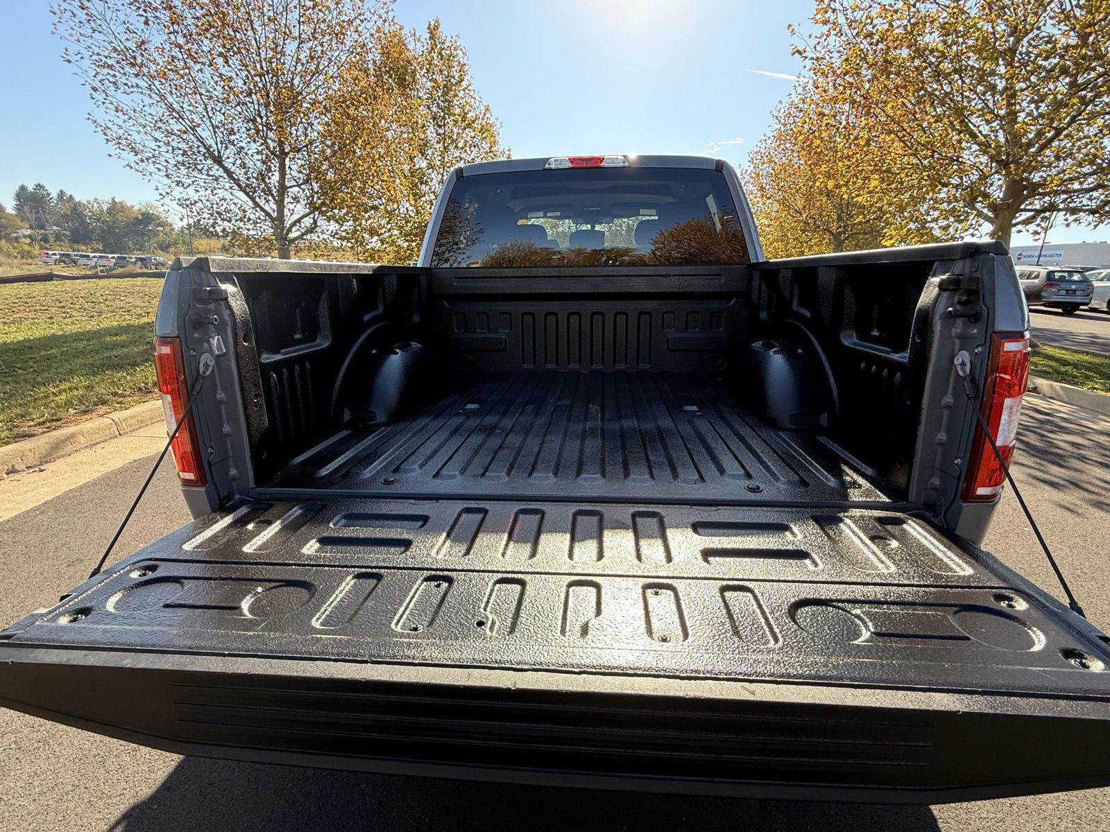 Used 2019 Ford F150 XL w/ Equipment Group 101A Mid AWD/4WD image 18
