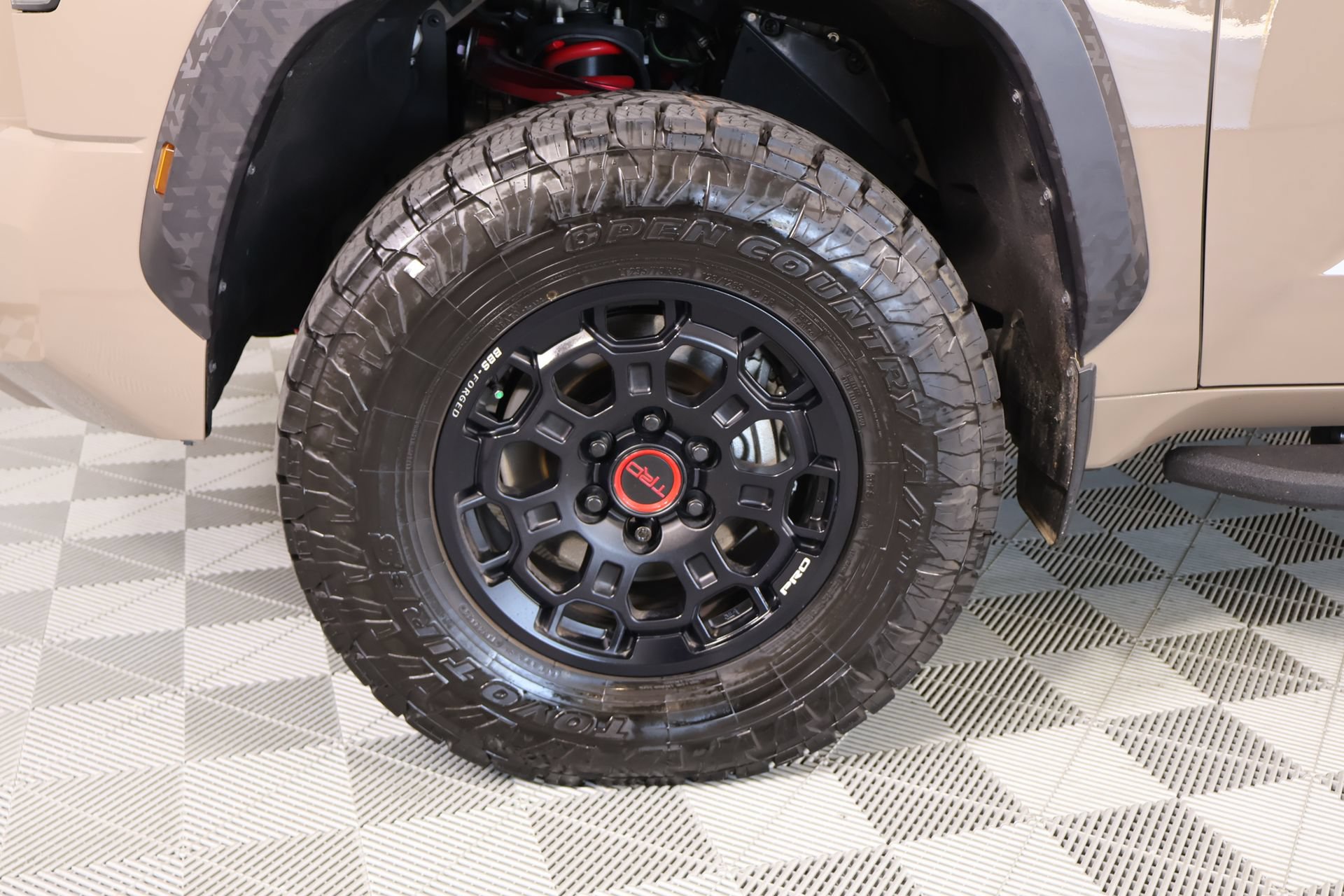 Used 2025 Toyota Tundra TRD Pro AWD/4WD image 19