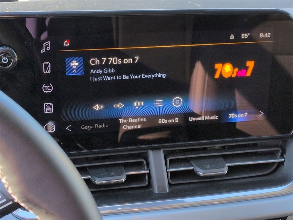 Used 2024 Chevrolet Trax LT w/ Driver Confidence Package image 12