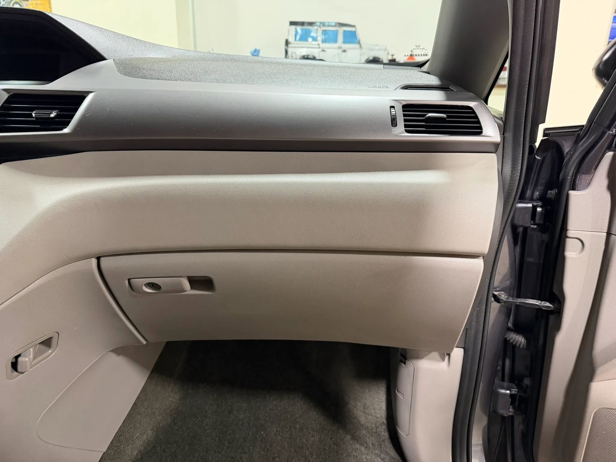 Used 2016 Honda Odyssey LX image 31