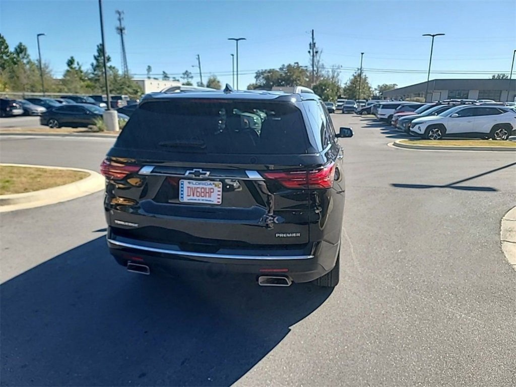 Used 2023 Chevrolet Traverse Premier image 28