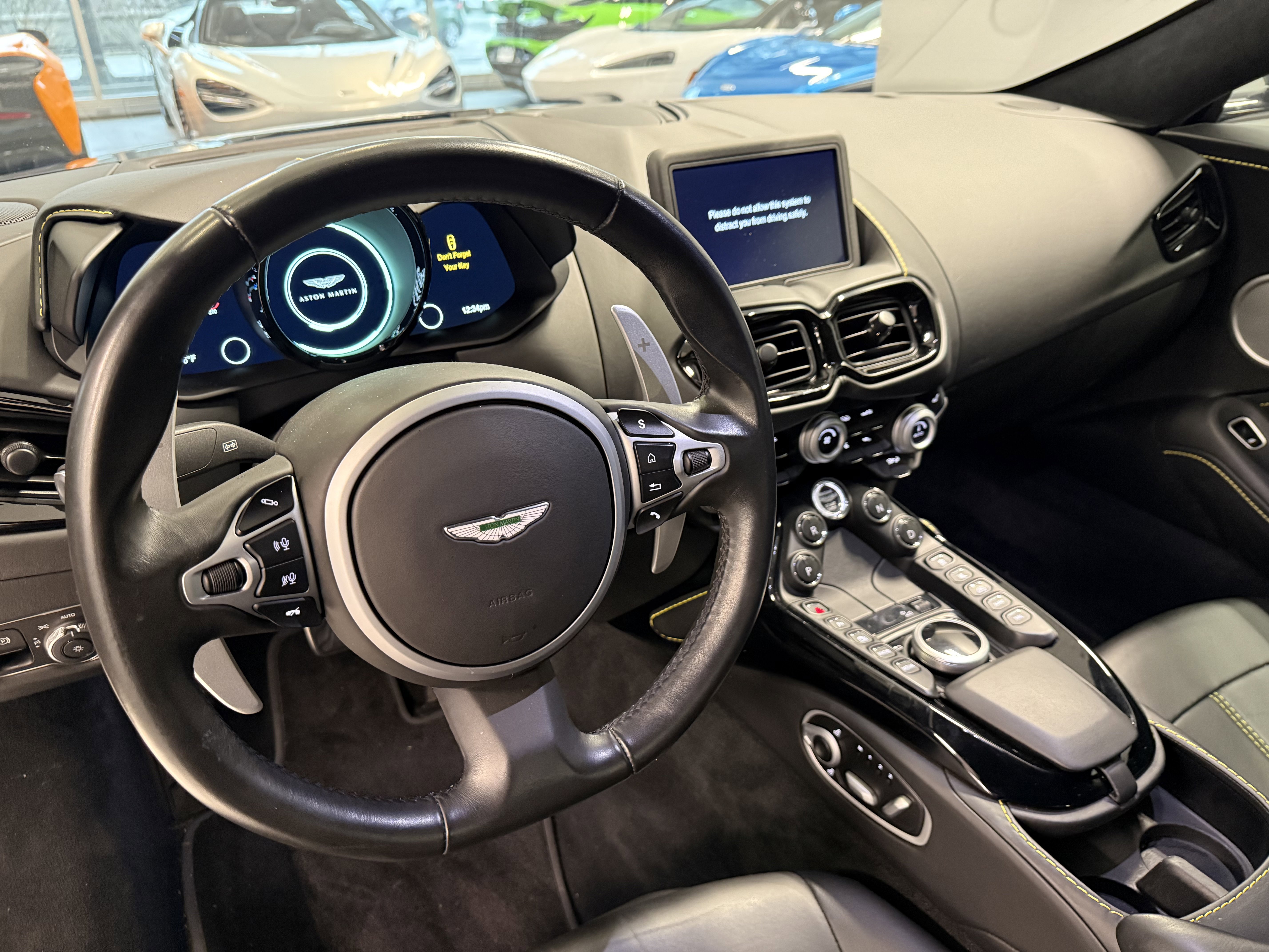 Used 2020 Aston Martin V8 Vantage Coupe image 13