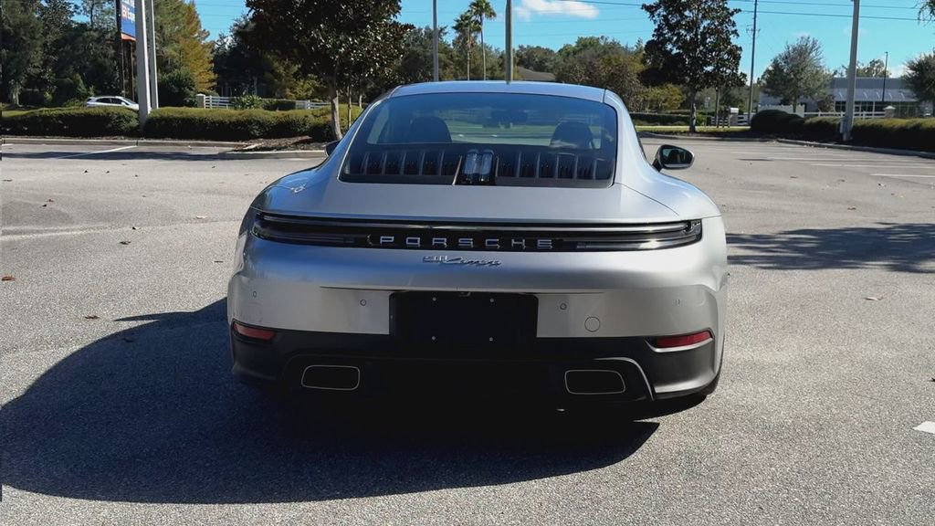 Used 2025 Porsche 911 Carrera image 7