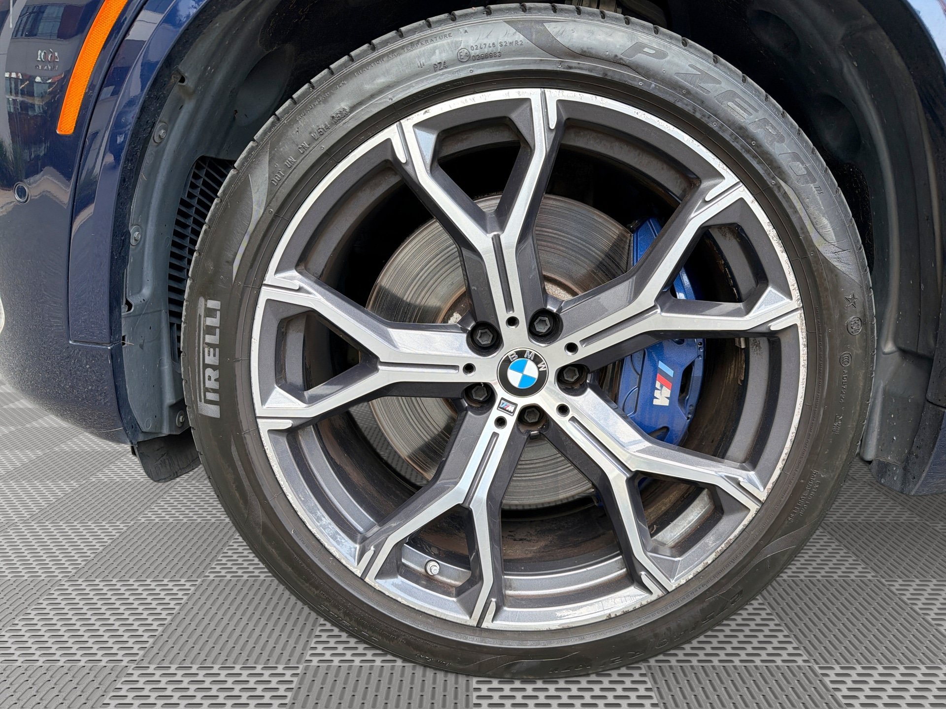 Used 2020 BMW X5 xDrive40i w/ M Sport Package AWD/4WD image 19