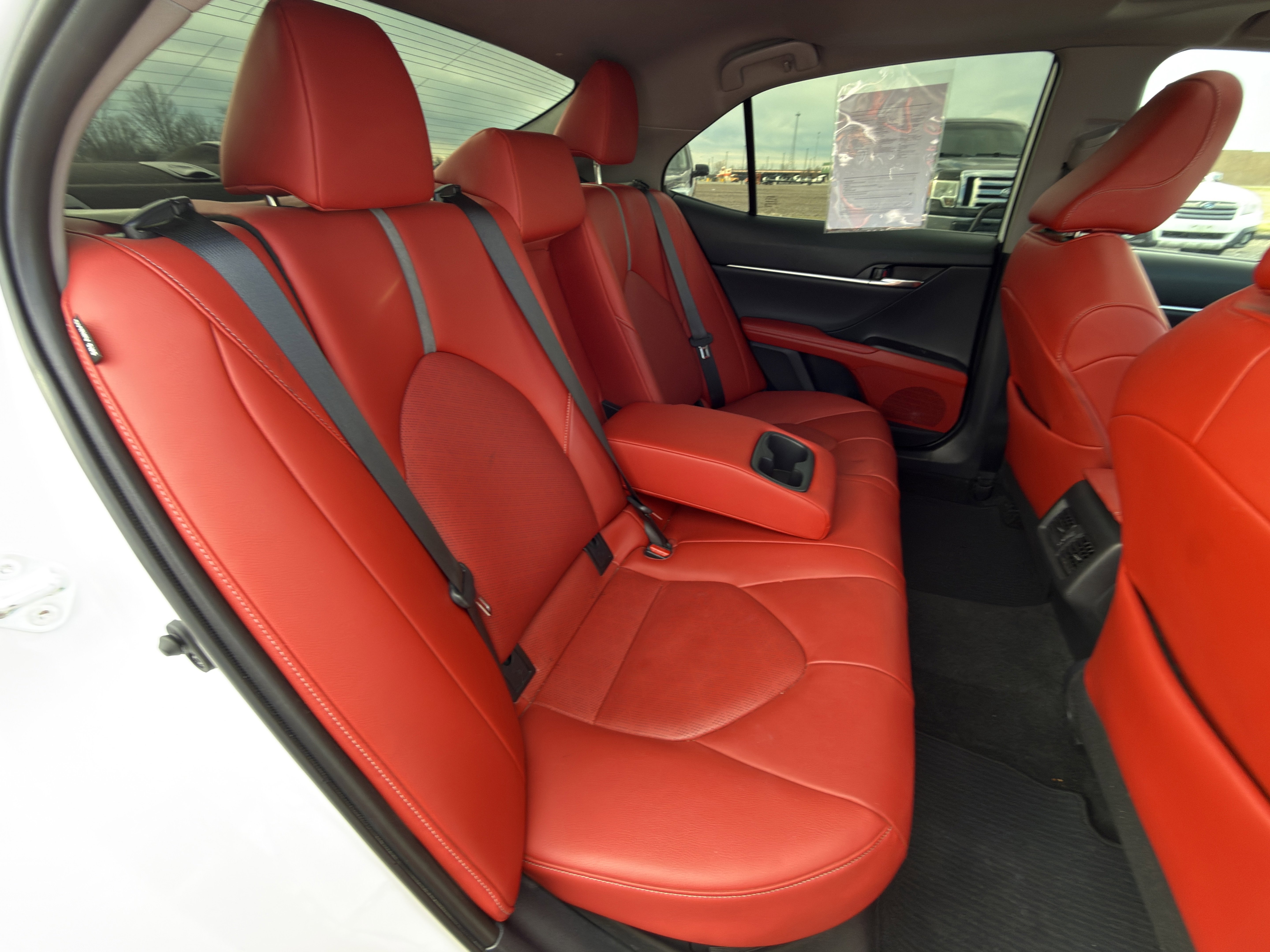 Used 2022 Toyota Camry XSE w/ Cold Weather Package image 12