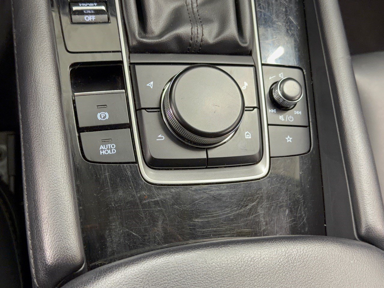 Used 2024 MAZDA MAZDA3 s FWD image 31