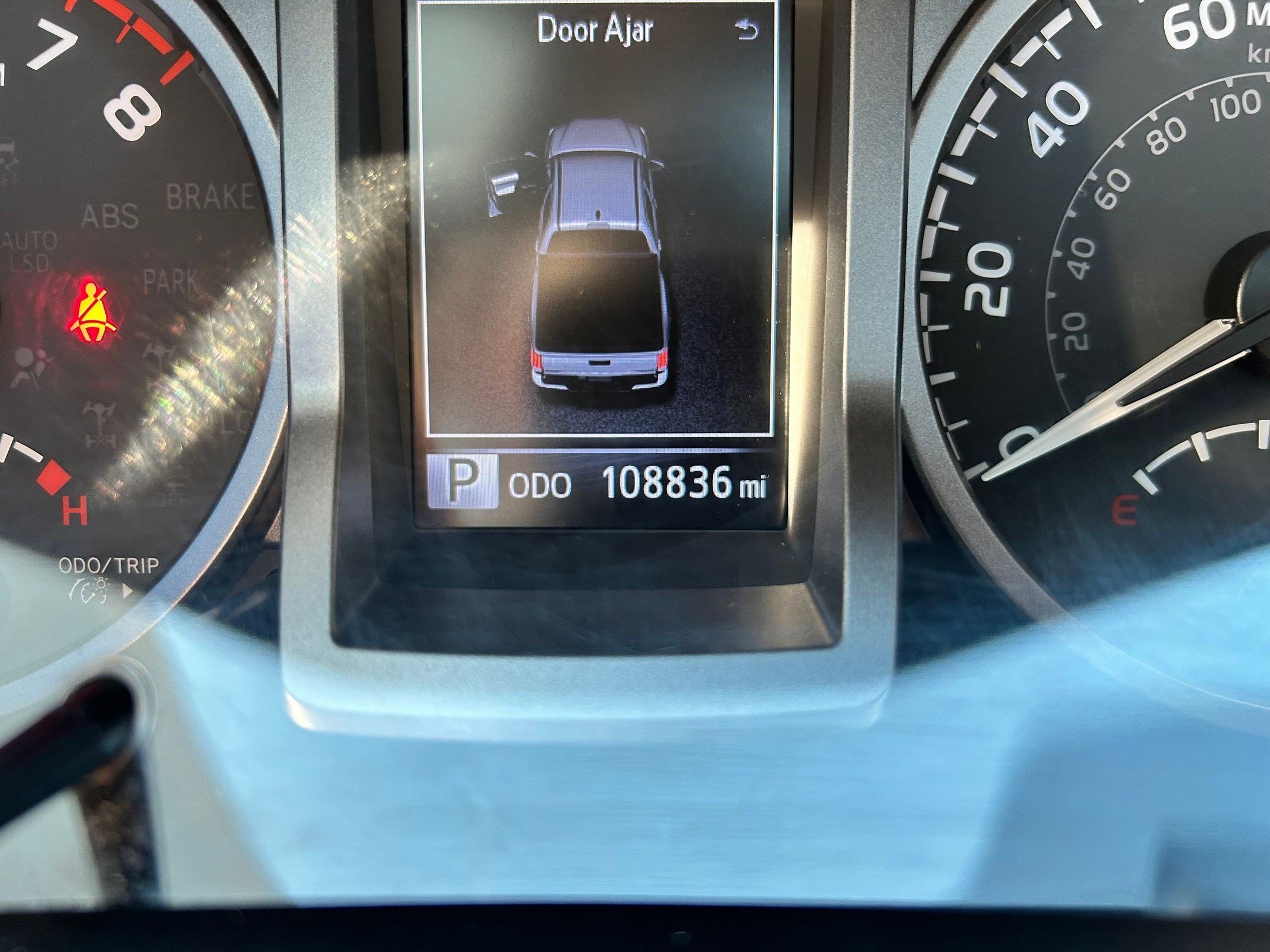 Used 2020 Toyota Tacoma Limited image 16