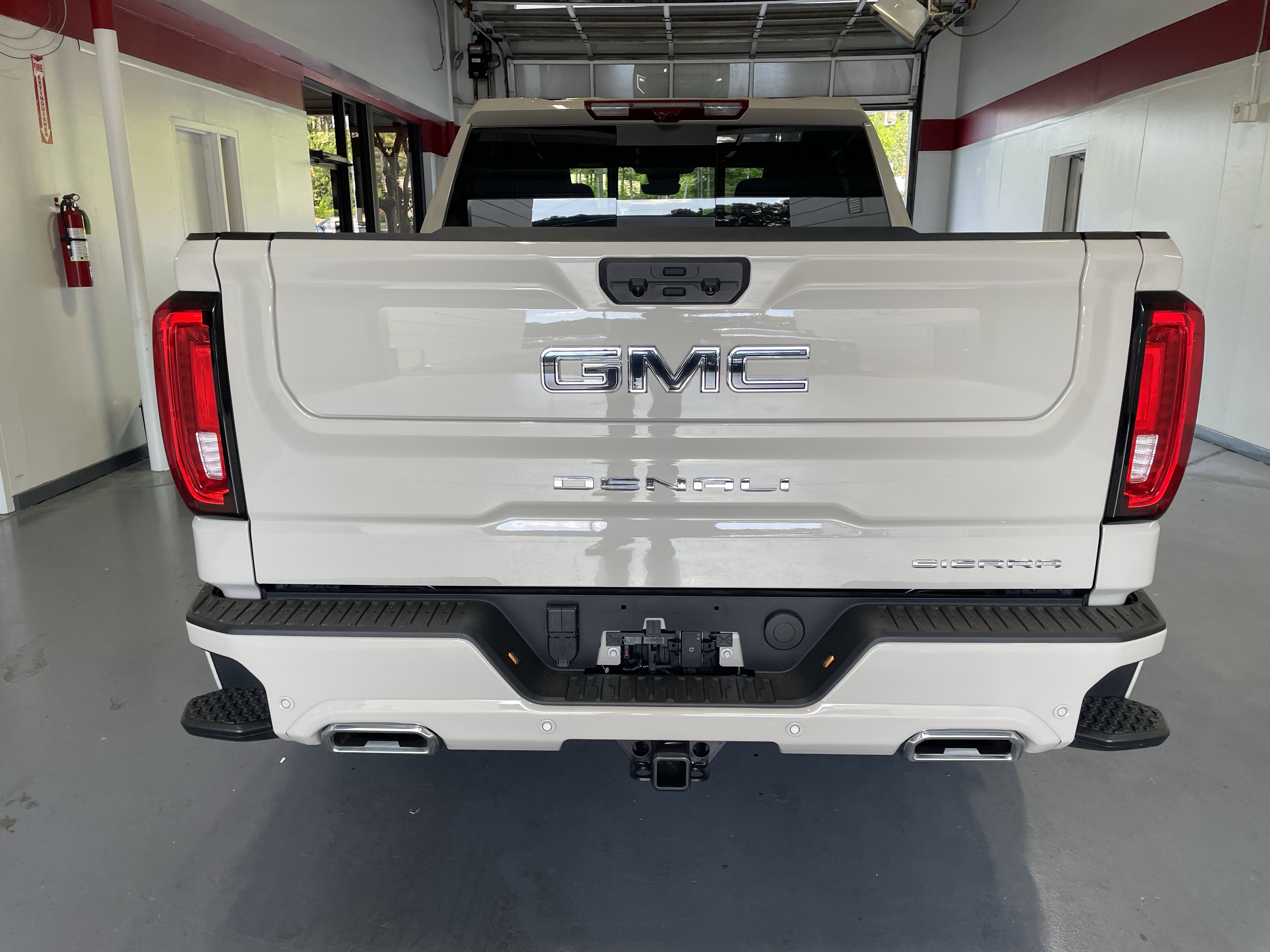 New 2026 GMC Sierra 1500 Denali Ultimate AWD/4WD image 5