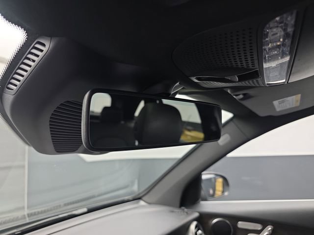 Used 2020 Mercedes-Benz GLC 300 4MATIC image 45