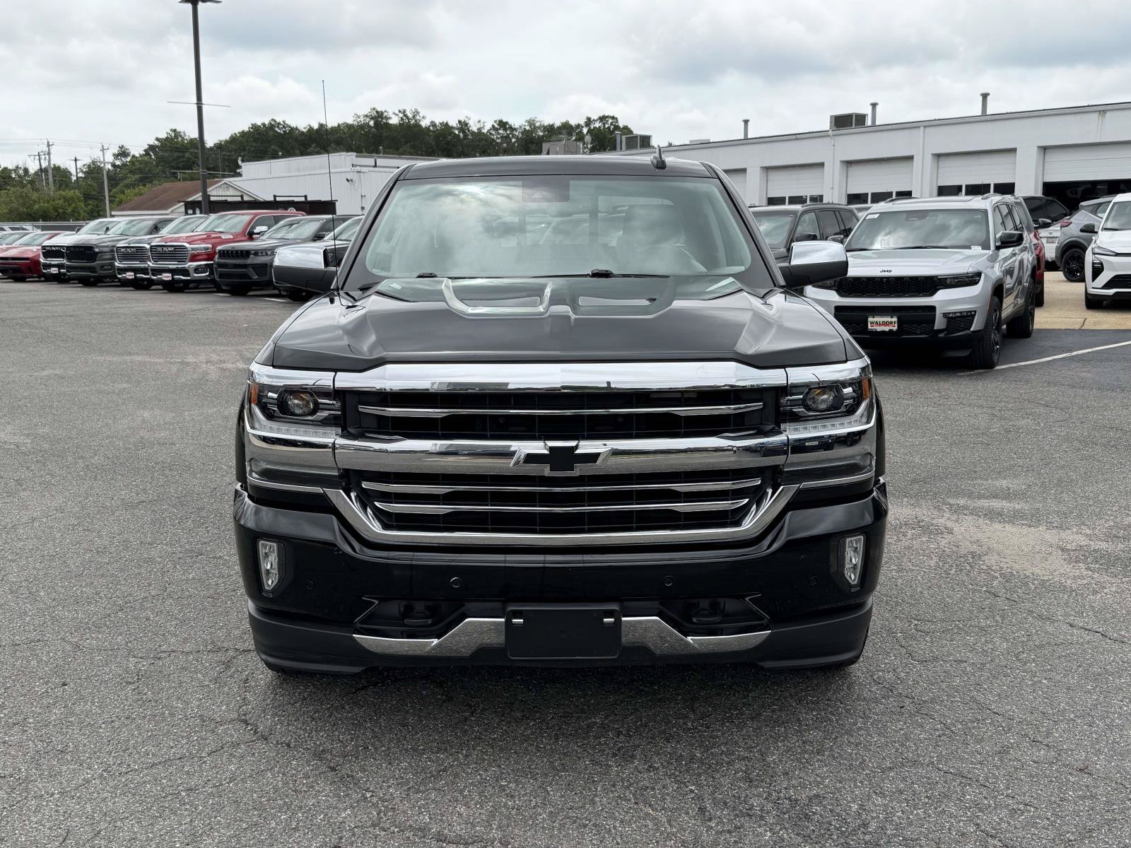 Used 2018 Chevrolet Silverado 1500 High Country AWD/4WD image 8