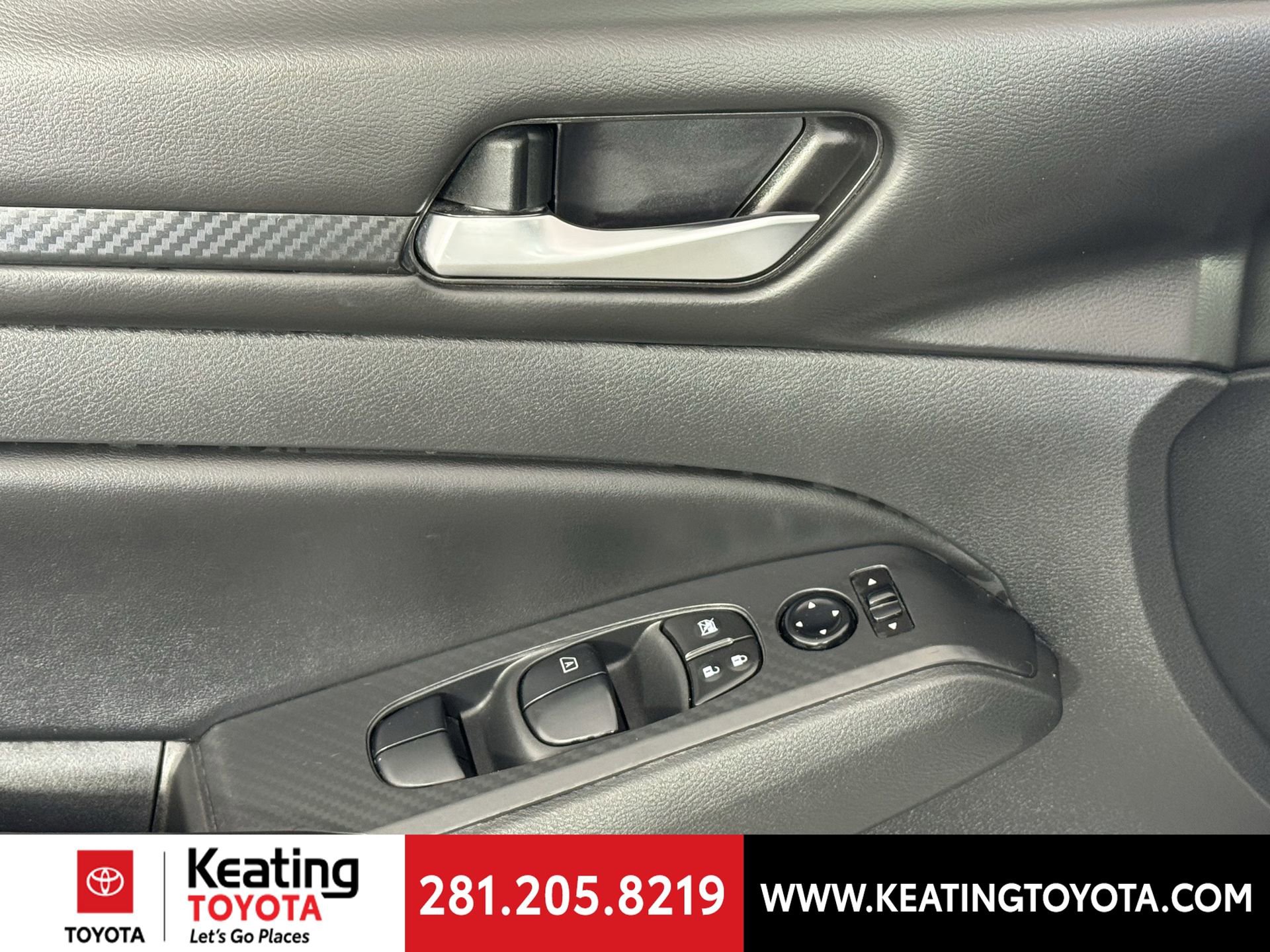 Used 2024 Nissan Altima 2.5 SV image 12