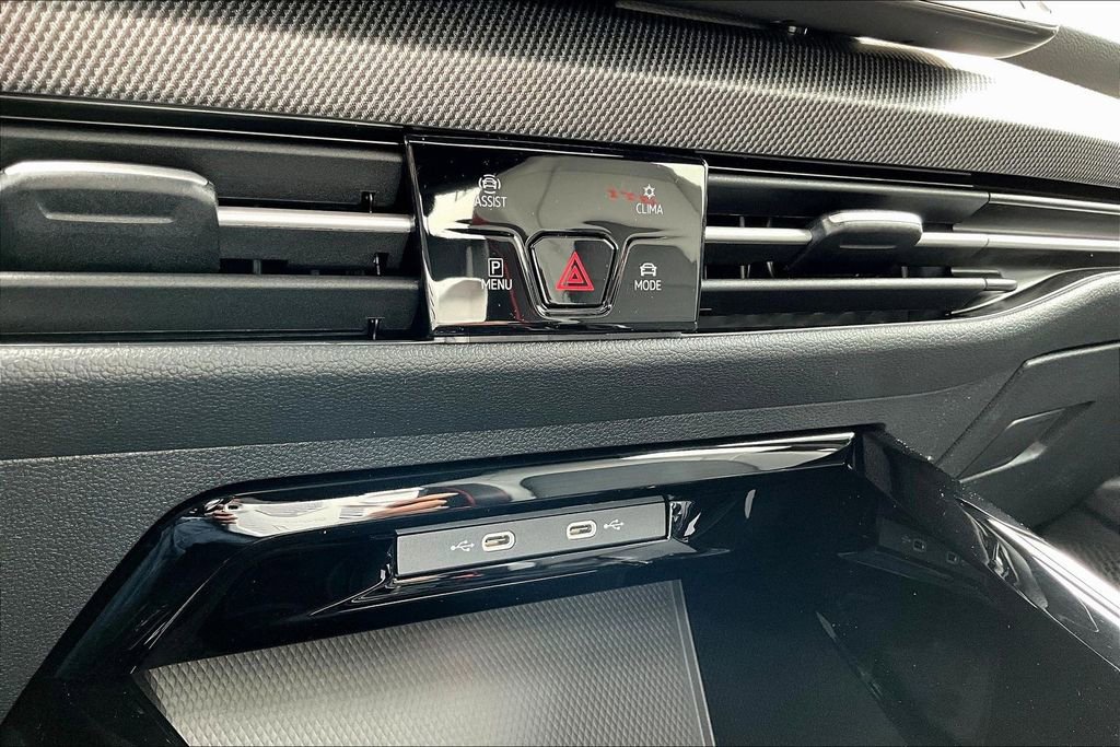 New 2026 Volkswagen GTI SE image 12