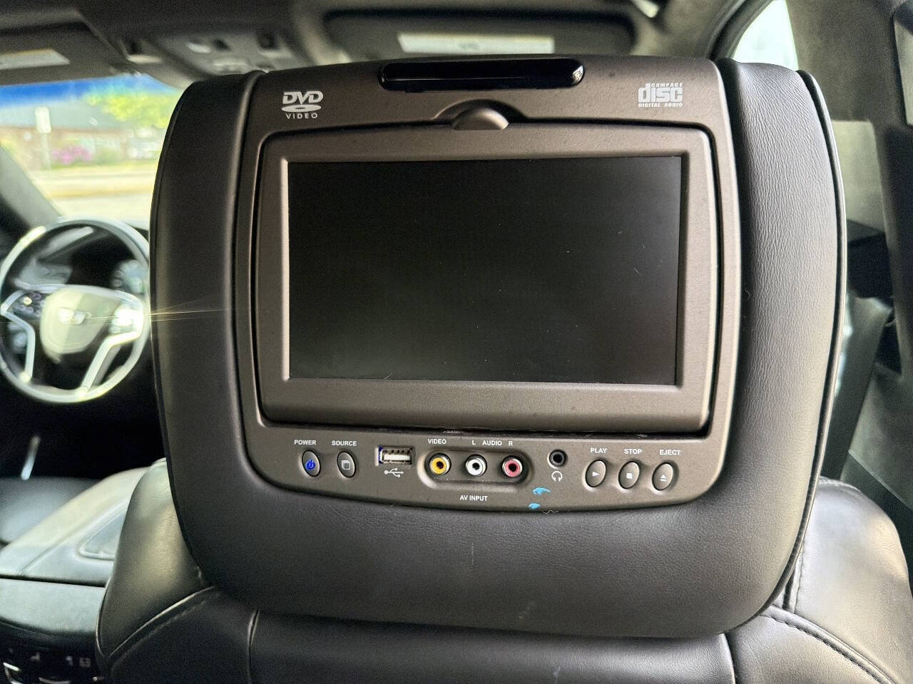 Used 2018 Cadillac Escalade Platinum AWD/4WD image 25