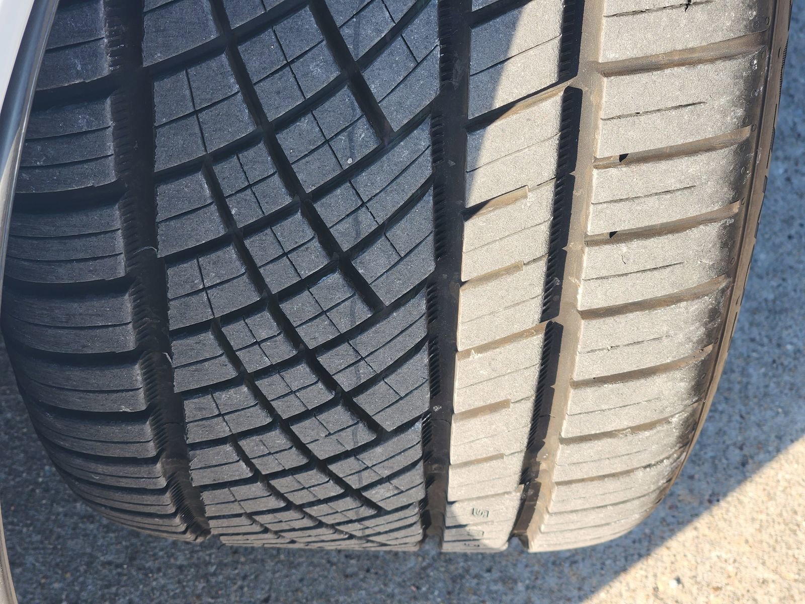 Used 2013 Chevrolet Corvette Grand Sport w/ 4LT Preferred Equipment Group image 12