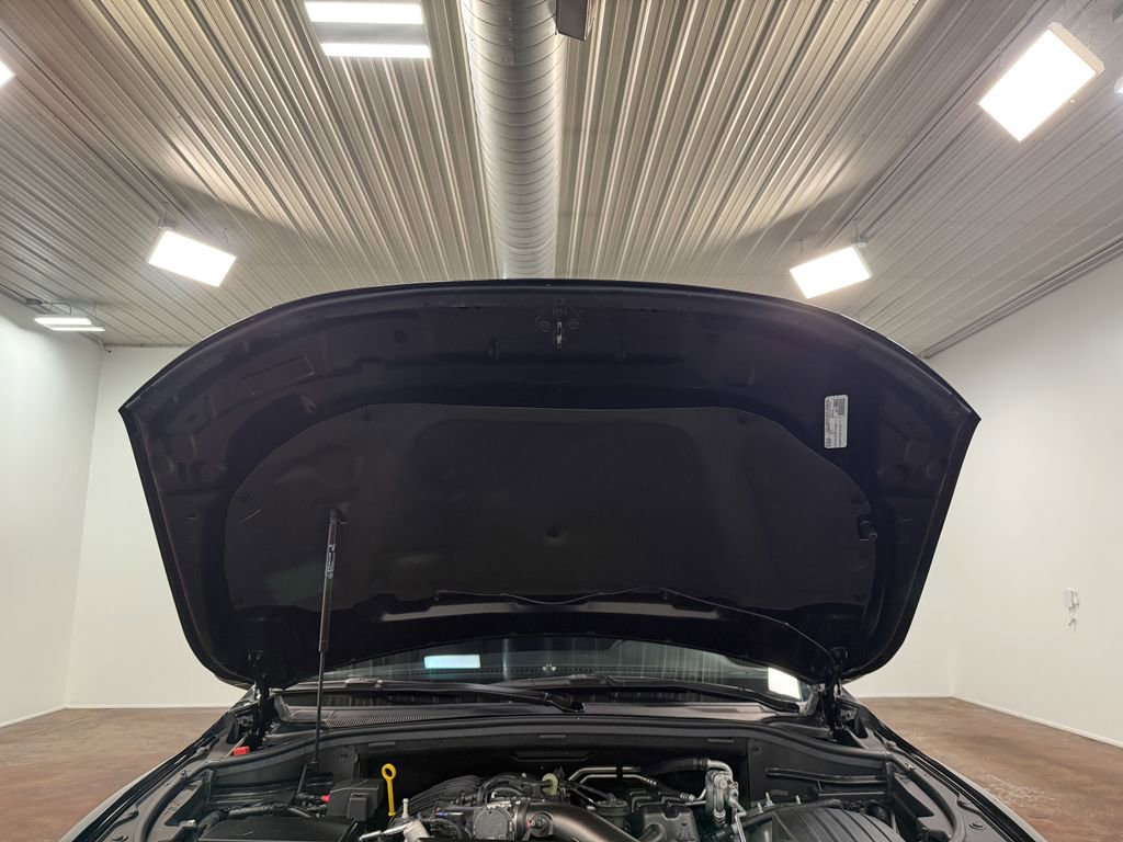 Used 2025 Dodge Durango GT image 90