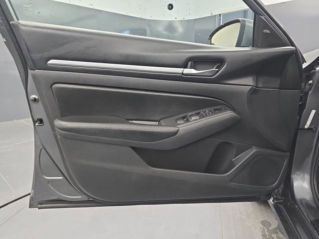 Used 2022 Nissan Altima 2.5 SV image 24