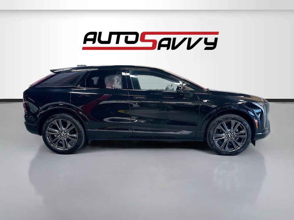 Used 2025 Cadillac Optiq Sport 2 AWD/4WD image 8