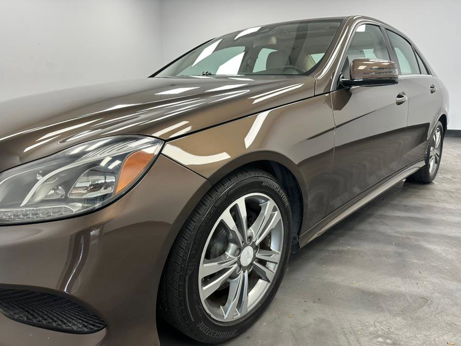 Used 2014 Mercedes-Benz E 350 4MATIC Sedan image 18