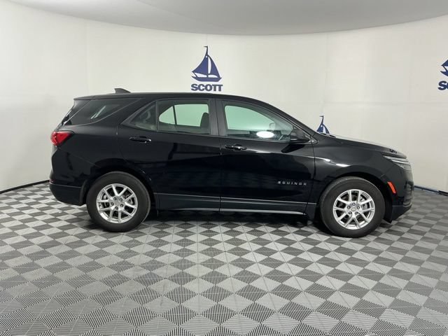 Used 2023 Chevrolet Equinox LS FWD image 6