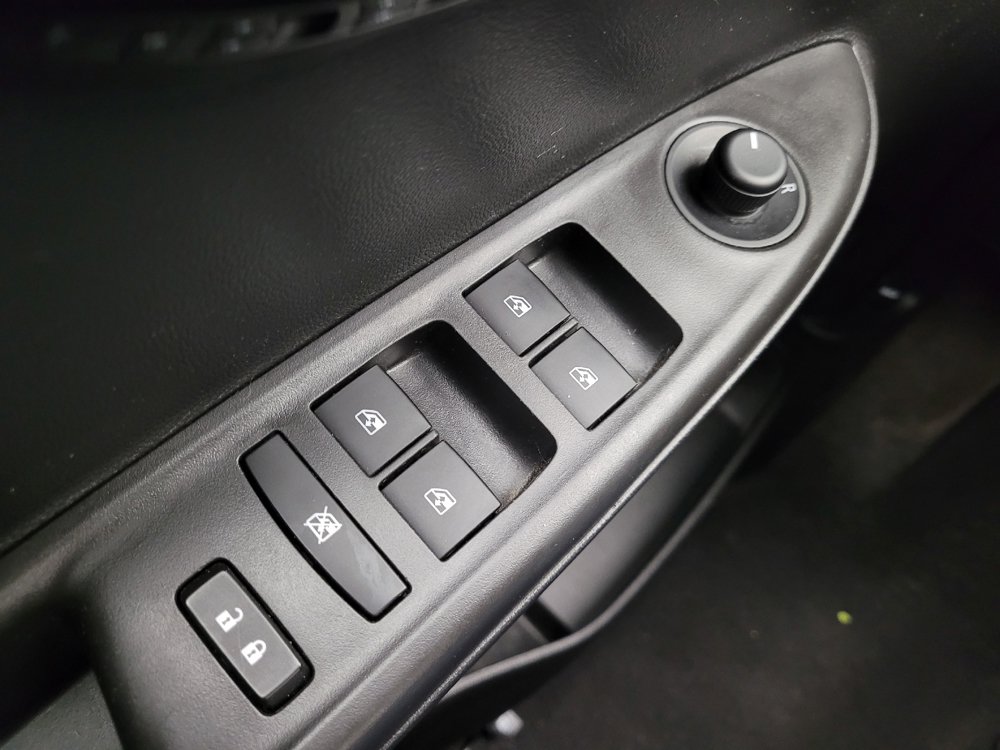 Used 2017 Chevrolet Spark LT FWD image 27