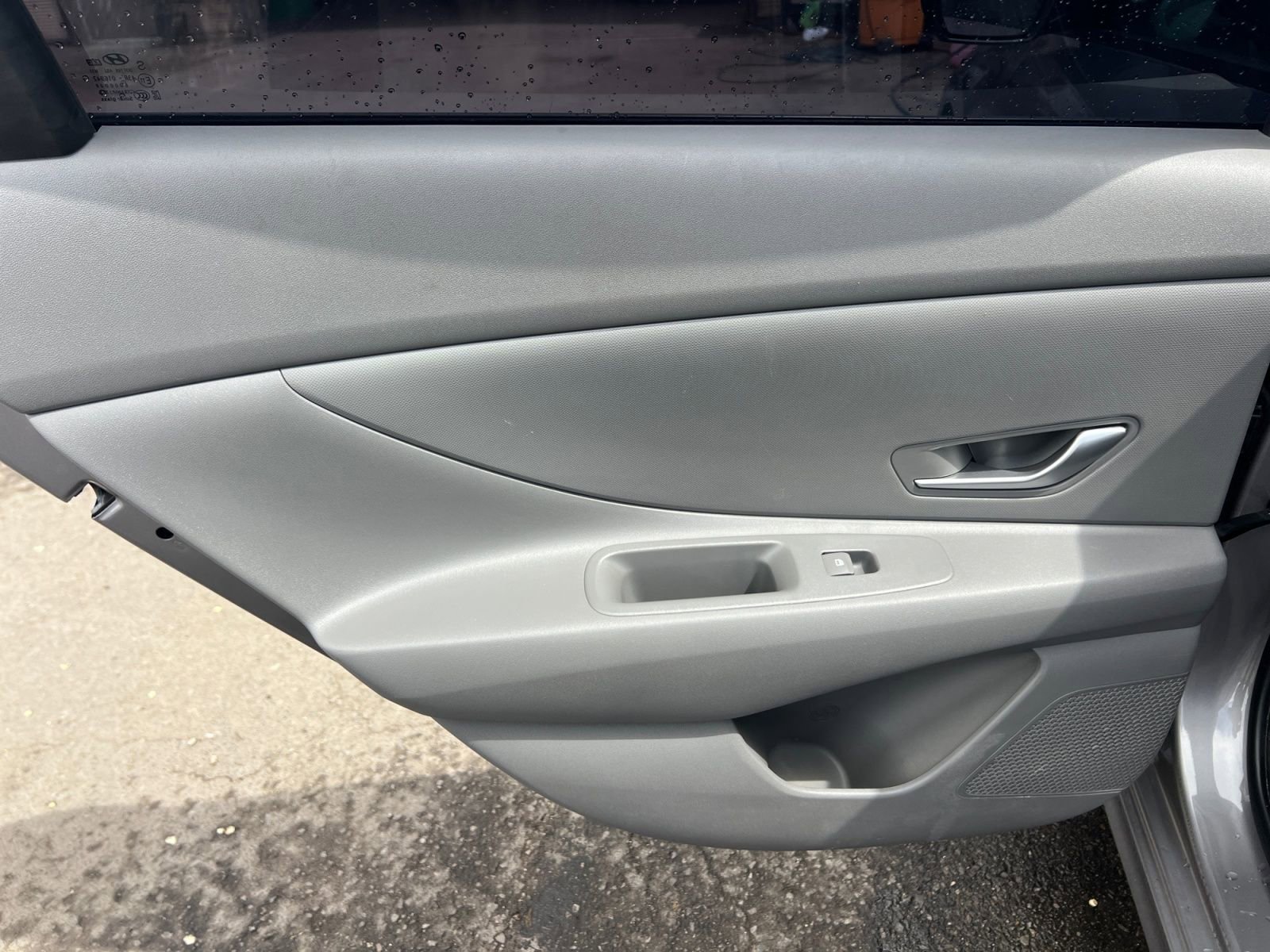 Used 2024 Hyundai Elantra Blue FWD image 29