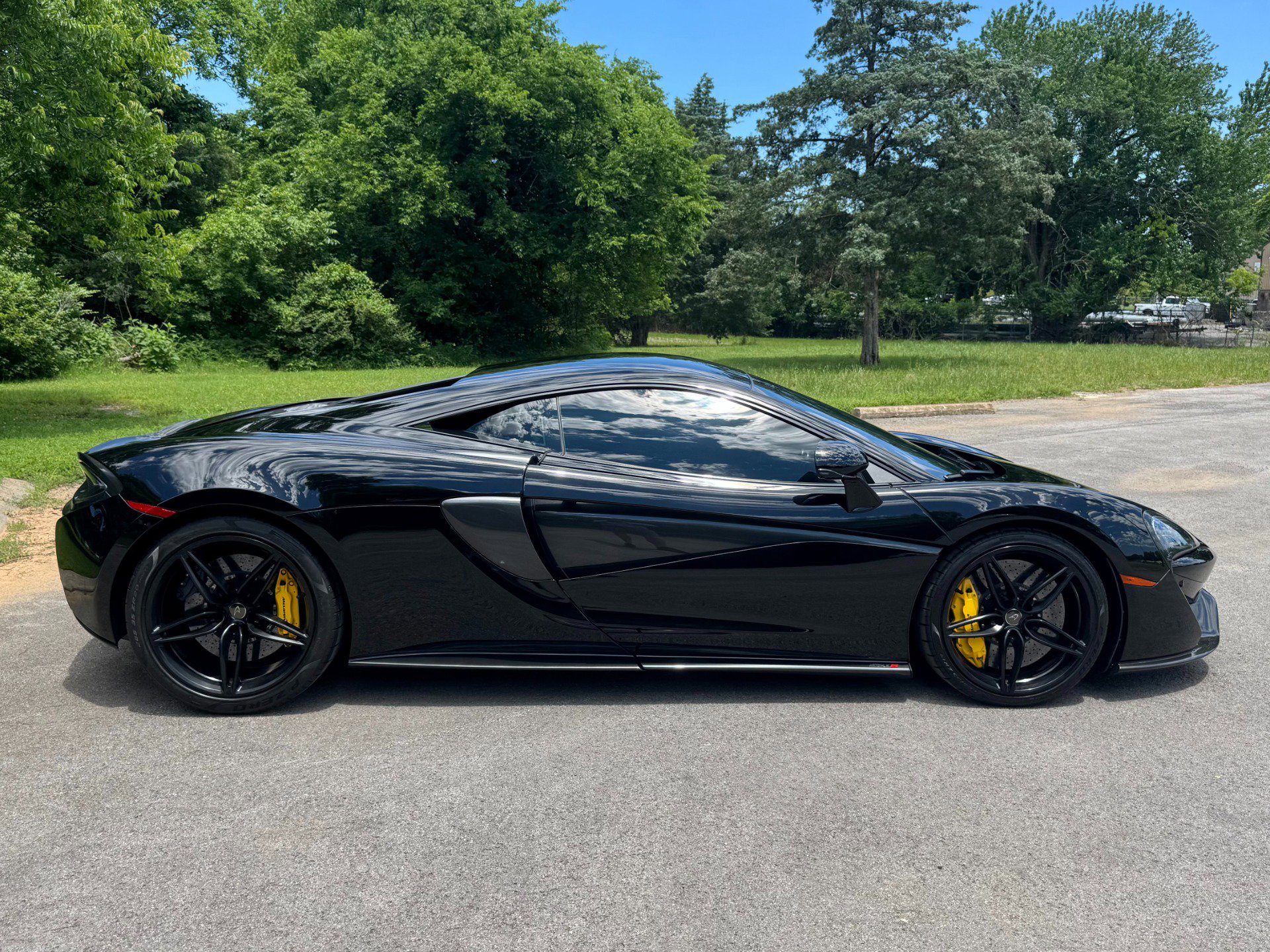 Used 2017 McLaren 570S Coupe image 10