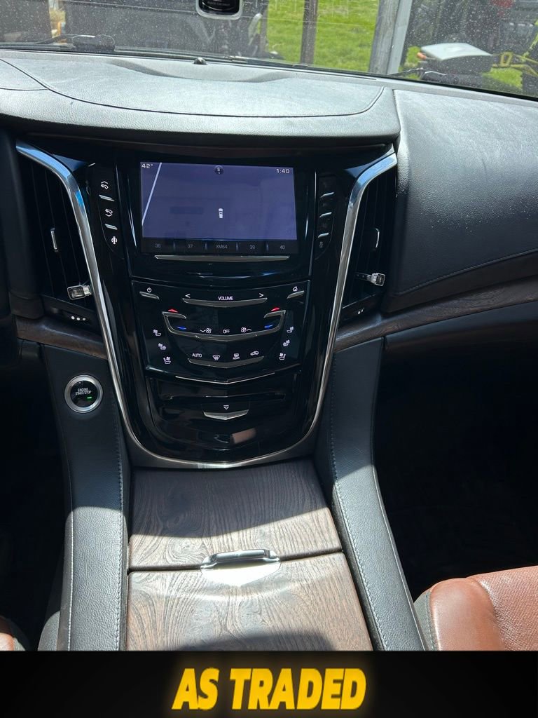 Used 2015 Cadillac Escalade Premium image 4