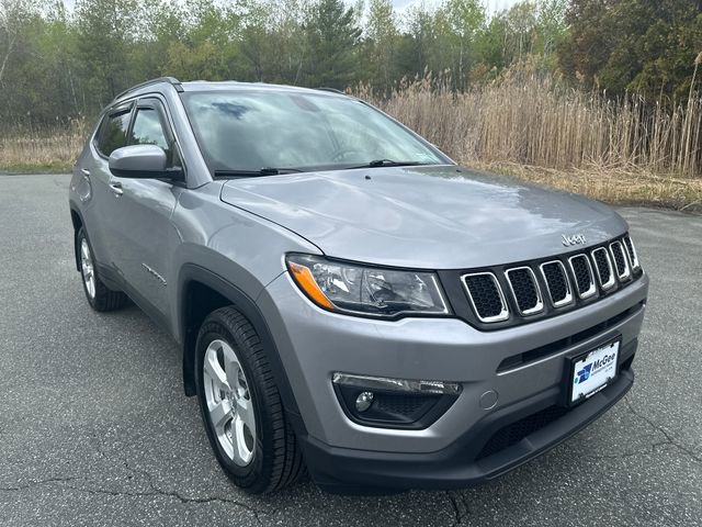 Used 2019 Jeep Compass Latitude w/ Cold Weather Group AWD/4WD image 7
