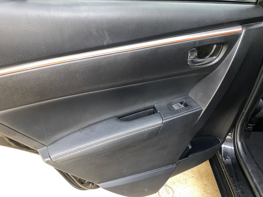 Used 2016 Toyota Corolla S FWD image 15