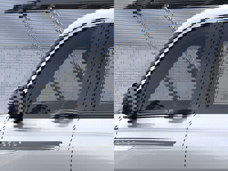 New 2026 Lincoln Nautilus Premier image 20