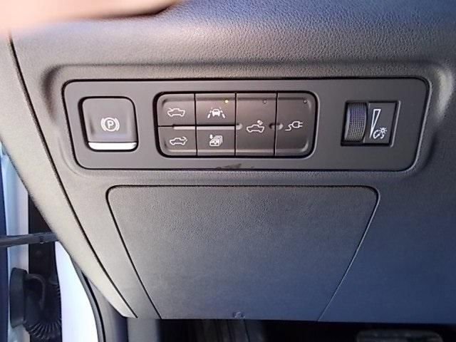 New 2025 GMC Hummer EV 2X w/ Extreme Off-Road Package image 18