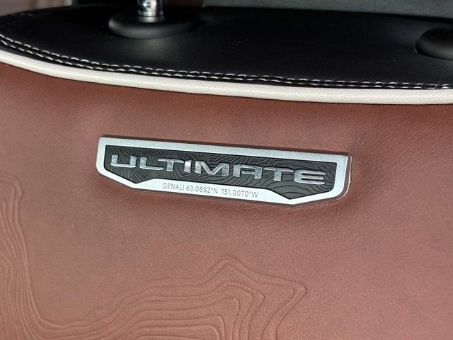 Used 2023 GMC Yukon Denali Ultimate w/ LPO, Floor Liner Package AWD/4WD image 28