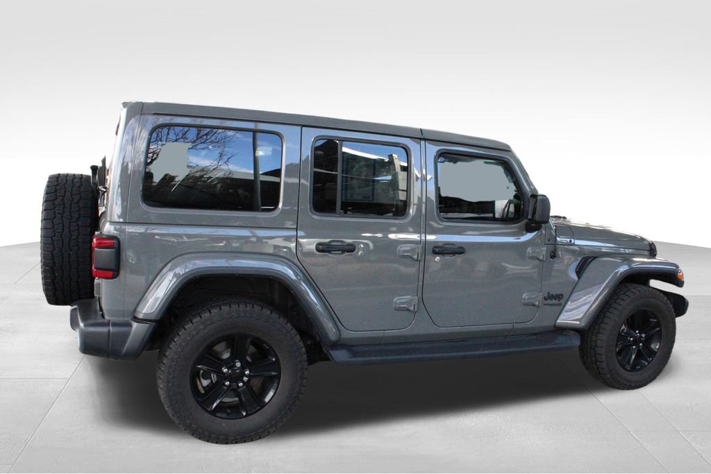 Used 2022 Jeep Wrangler Unlimited Sahara AWD/4WD image 16