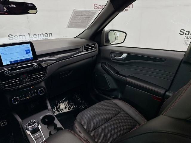 Used 2024 Ford Escape ST-Line w/ Equipment Group 301A image 21