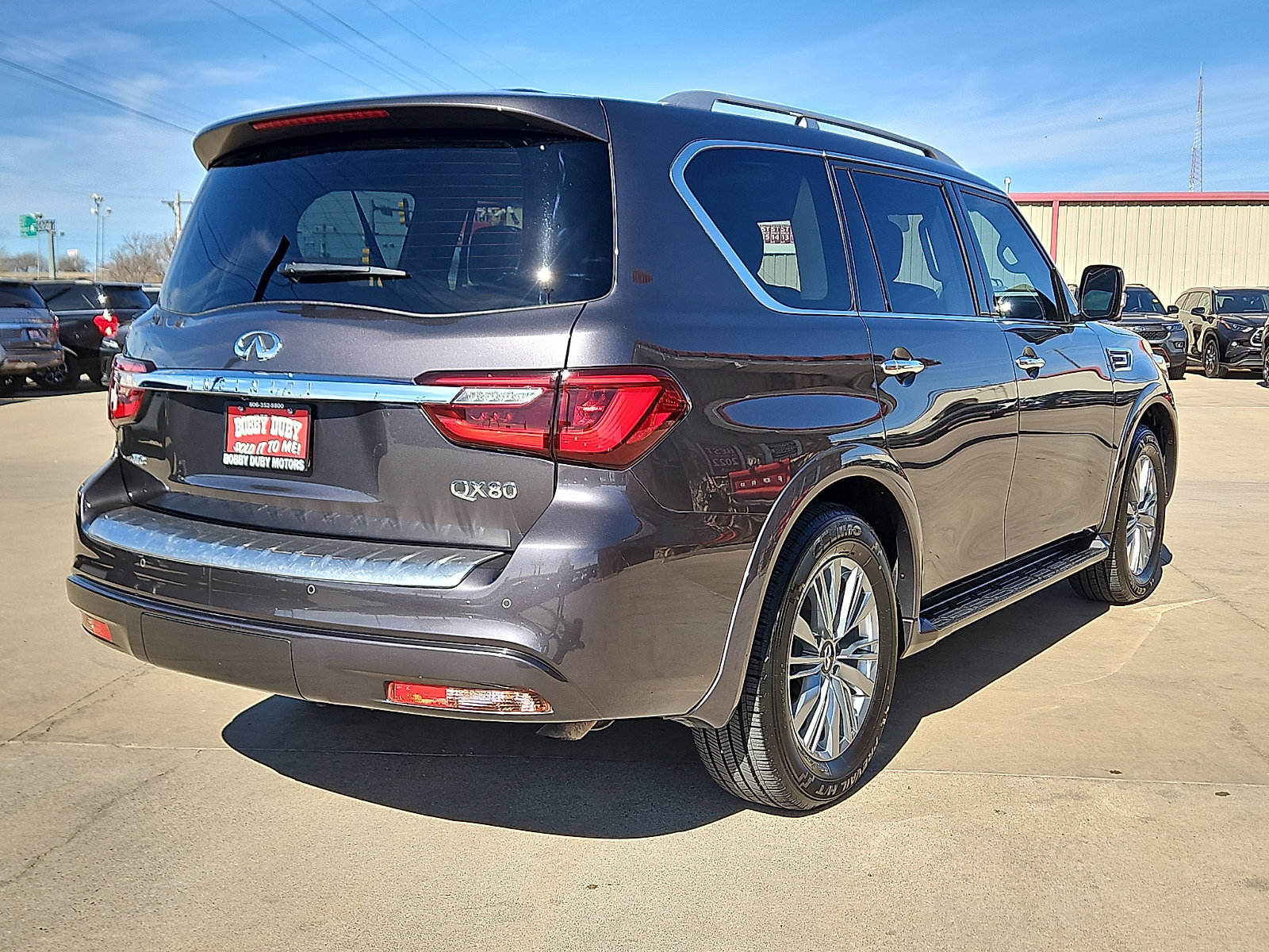 Used 2024 INFINITI QX80 Luxe image 3
