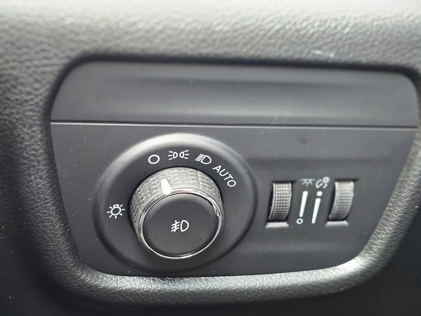 New 2025 Jeep Grand Cherokee Limited image 19