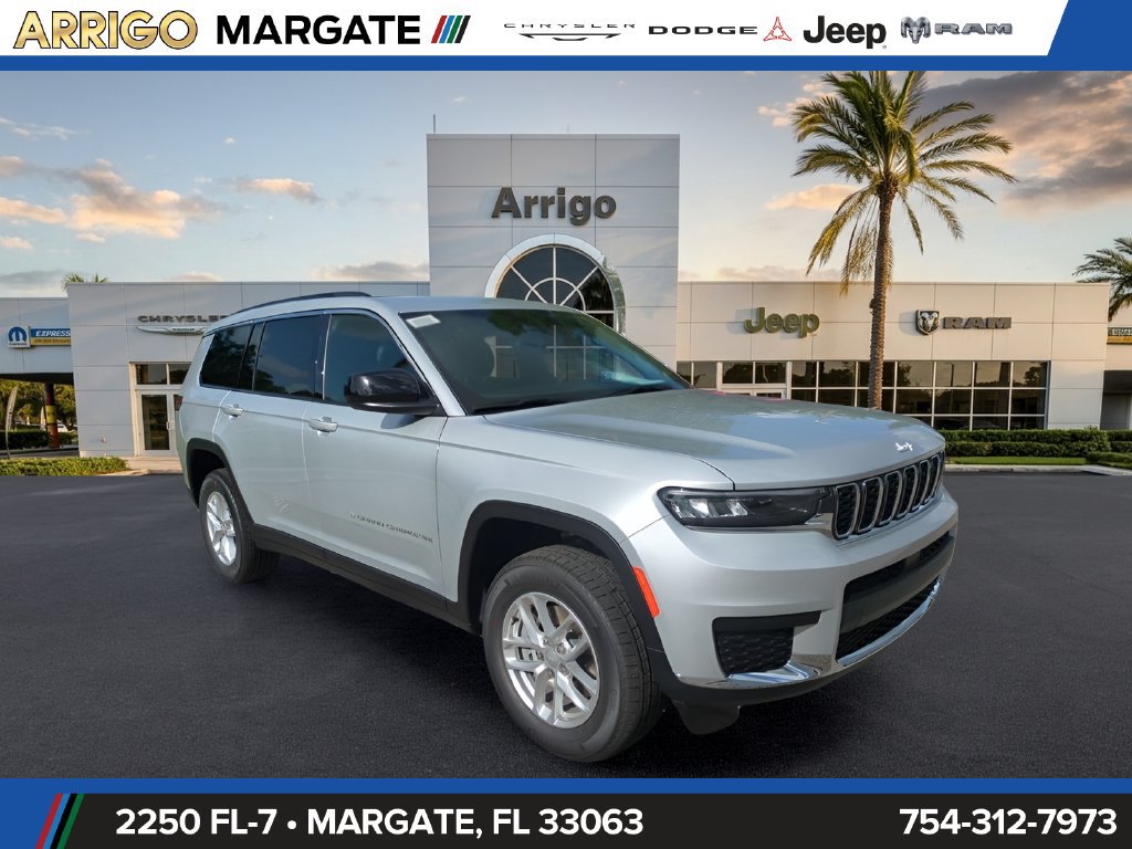 New 2026 Jeep Grand Cherokee L Laredo AWD/4WD image 2