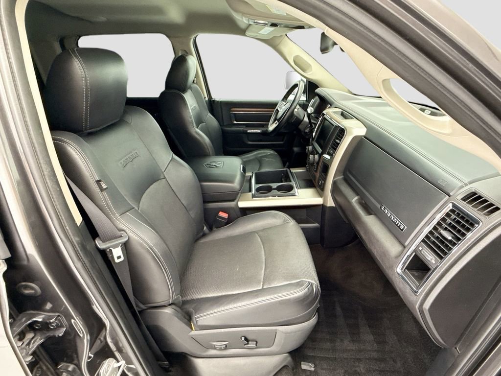 Used 2014 RAM 3500 Laramie image 19
