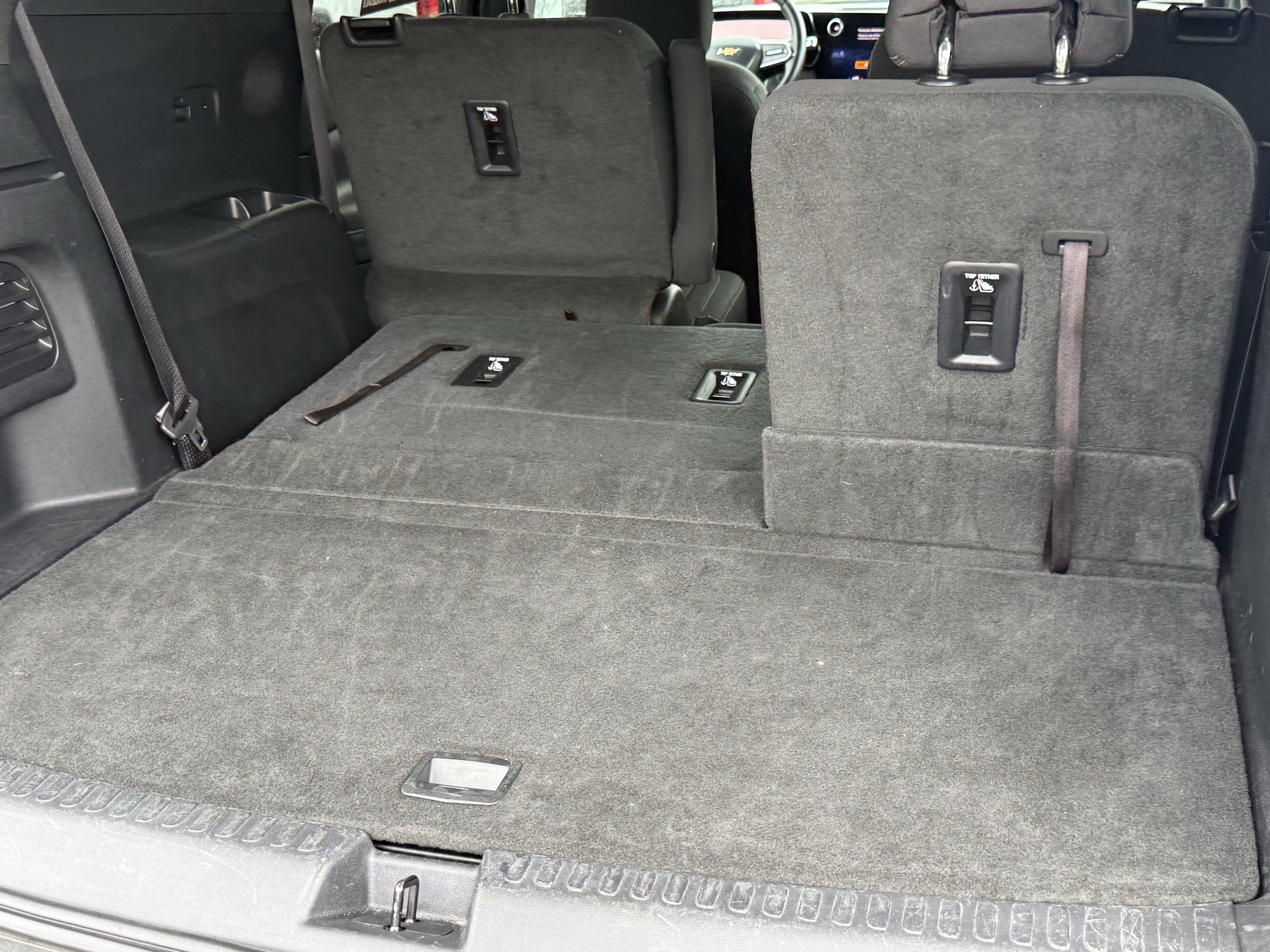 Used 2024 Chevrolet Traverse LT FWD image 32