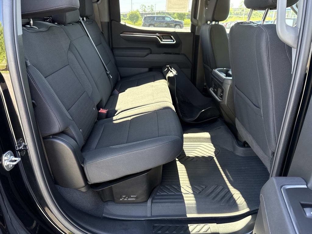 Used 2025 Chevrolet Silverado 1500 RST AWD/4WD image 20
