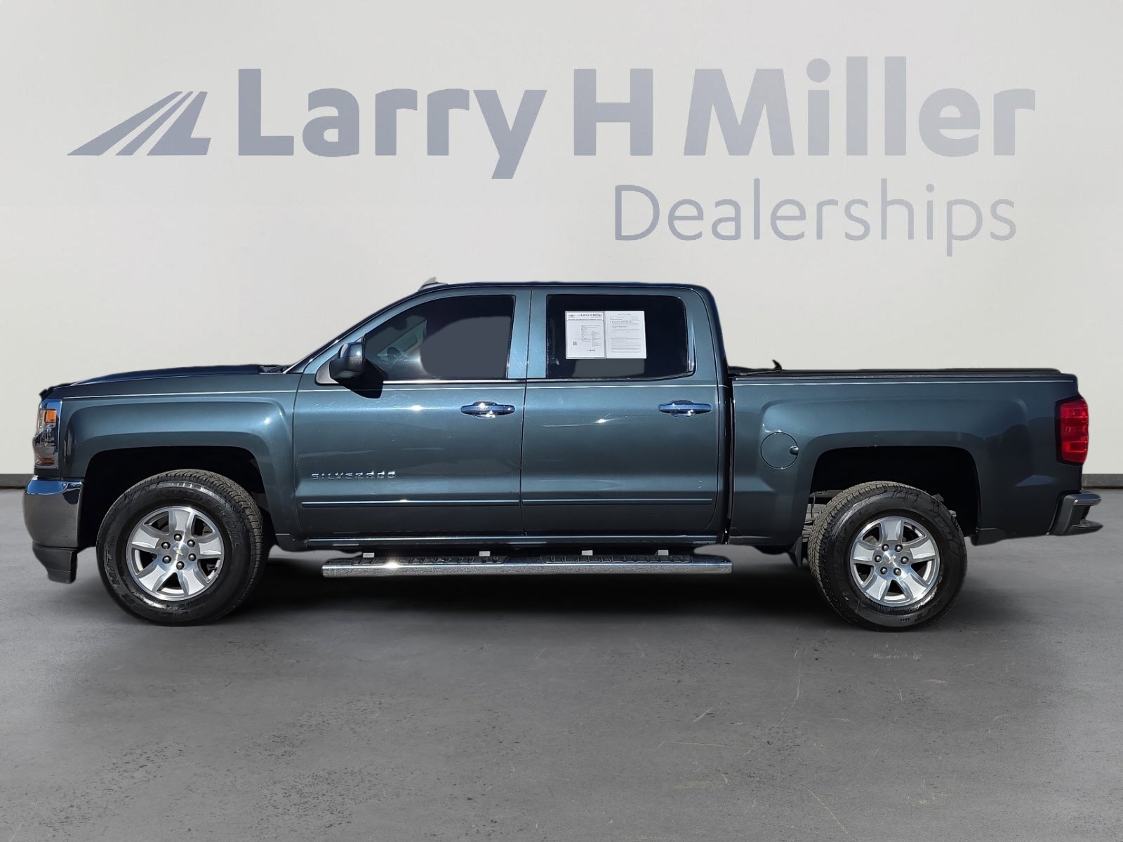 Used 2017 Chevrolet Silverado 1500 LT w/ All Star Edition image 2