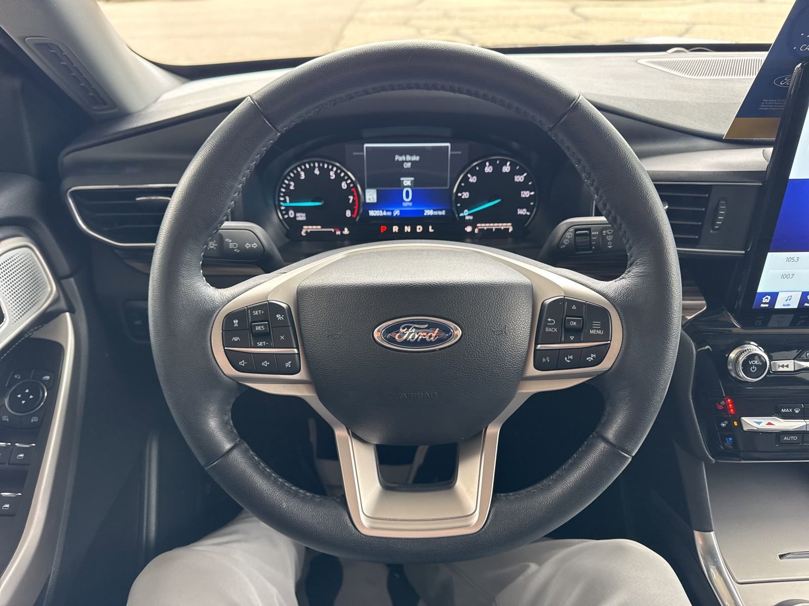 Certified 2024 Ford Explorer Limited w/ Limited Technology Package AWD/4WD image 30