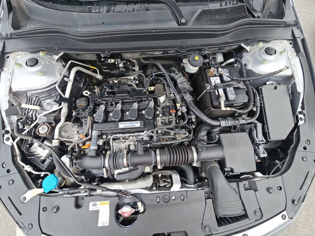 Used 2018 Honda Accord LX image 9