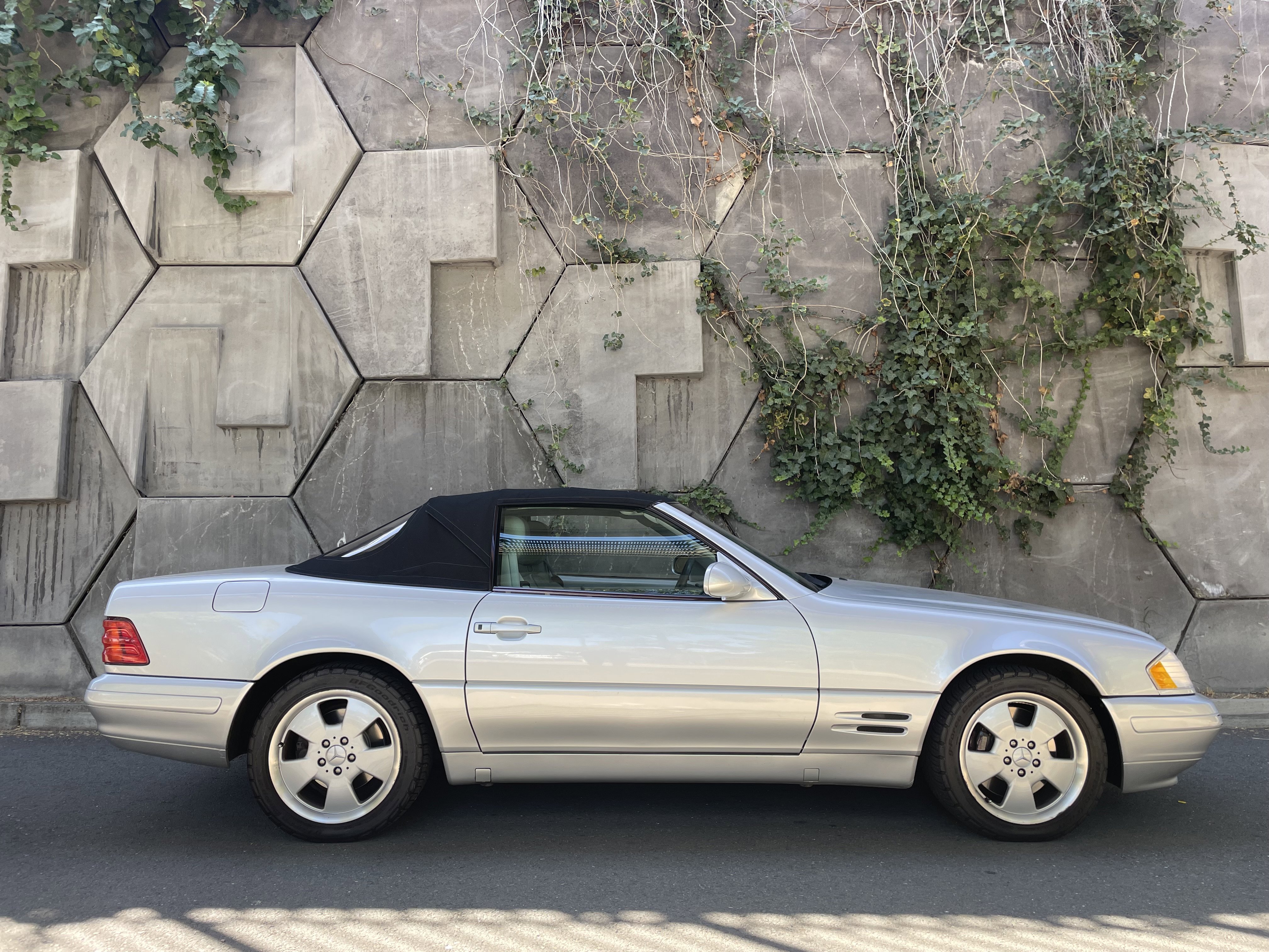 Used 1999 Mercedes-Benz SL 500