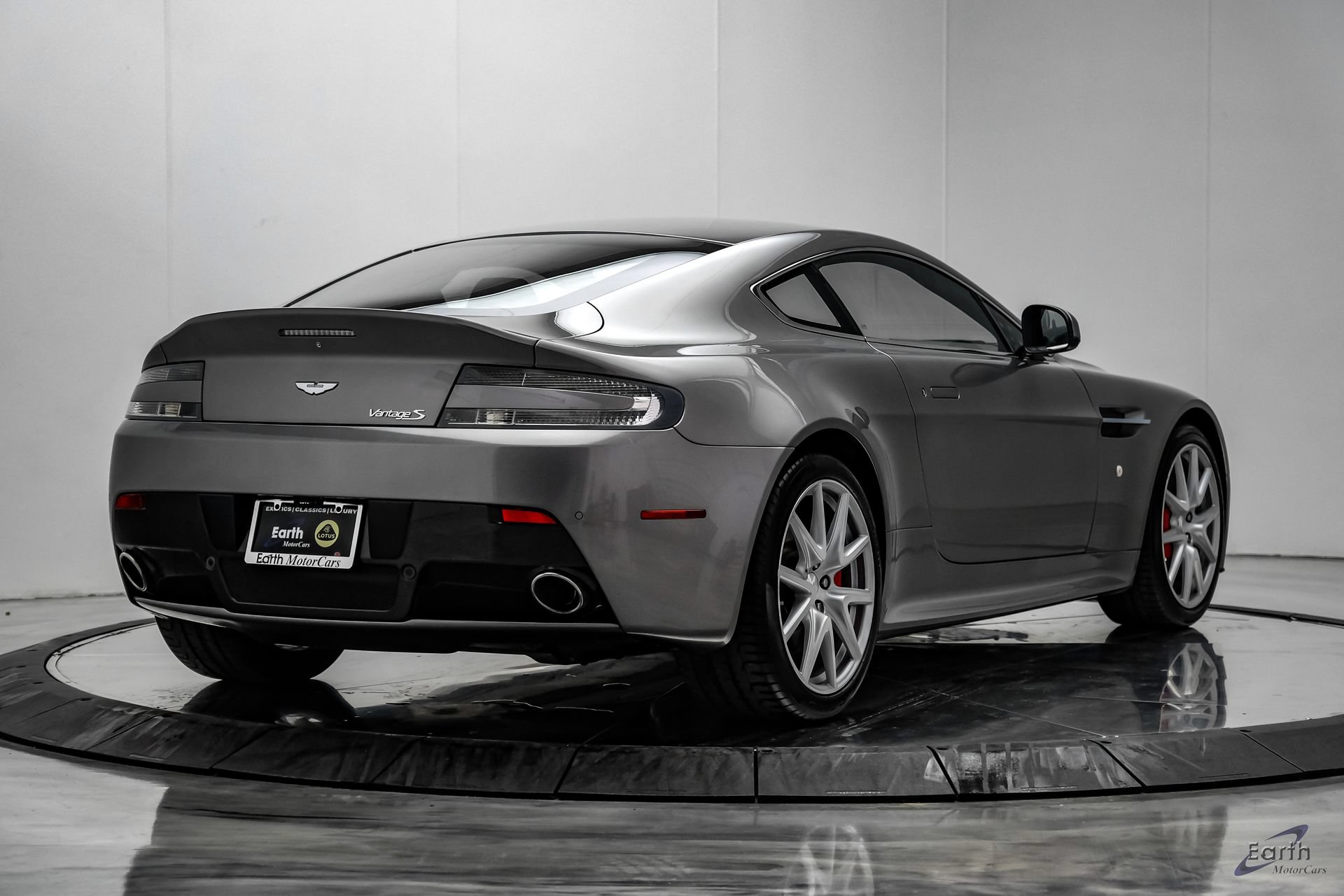 Used 2014 Aston Martin V8 Vantage S RWD image 17
