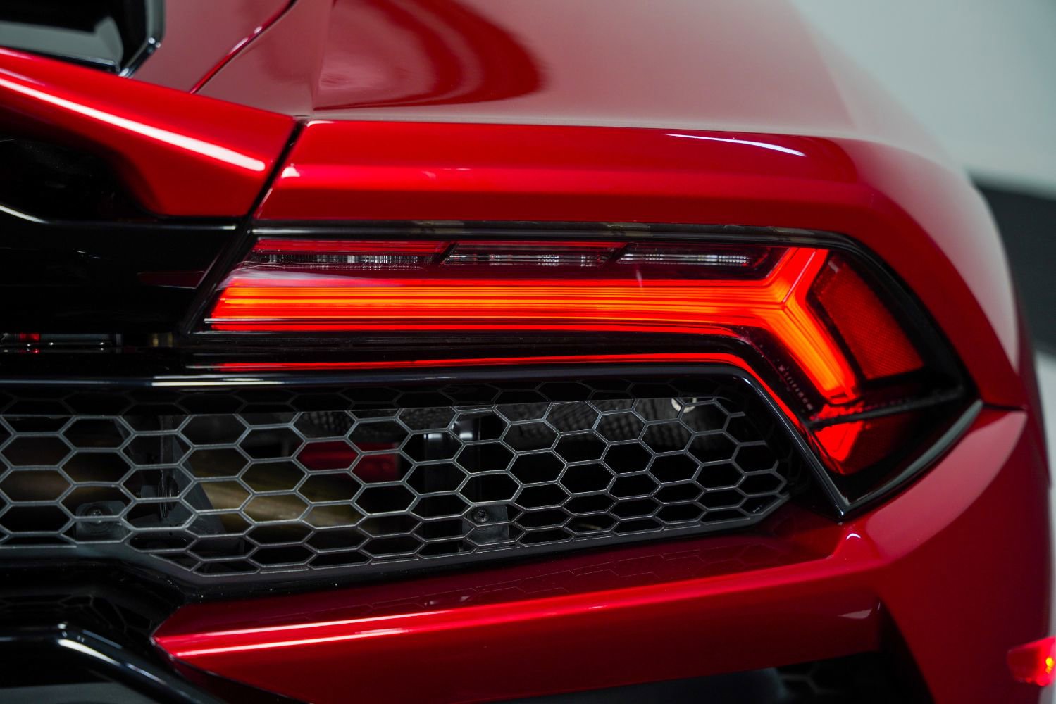 Used 2021 Lamborghini Huracan EVO AWD/4WD image 20
