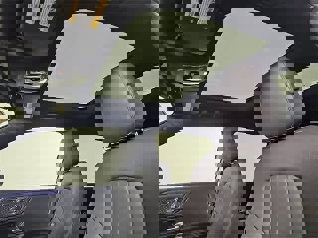 Used 2025 Mercedes-Benz GLB 250 4MATIC image 19