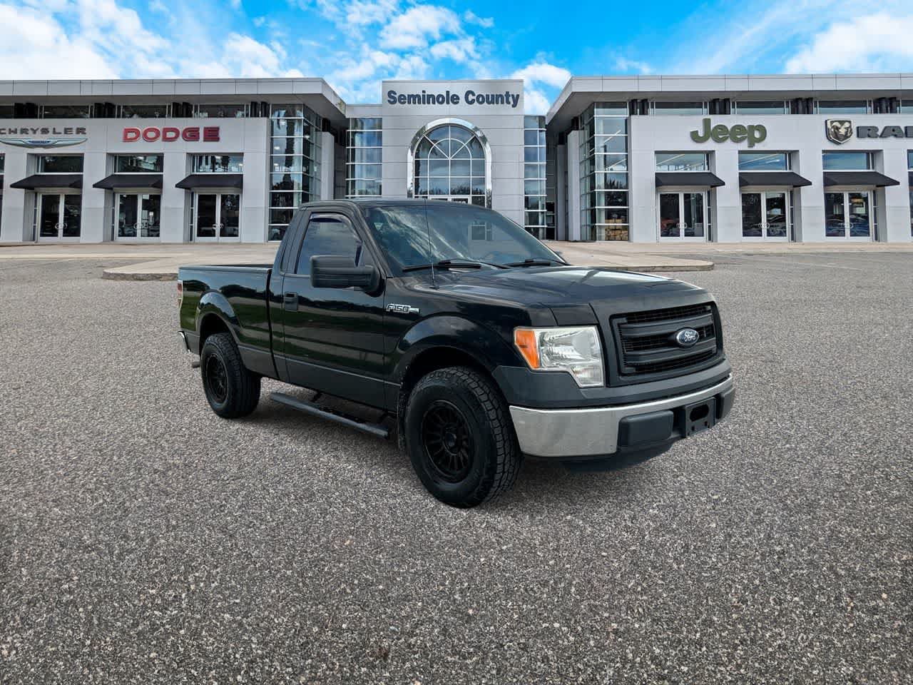 Used 2013 Ford F150 XL w/ Mid Equipment Group RWD image 2