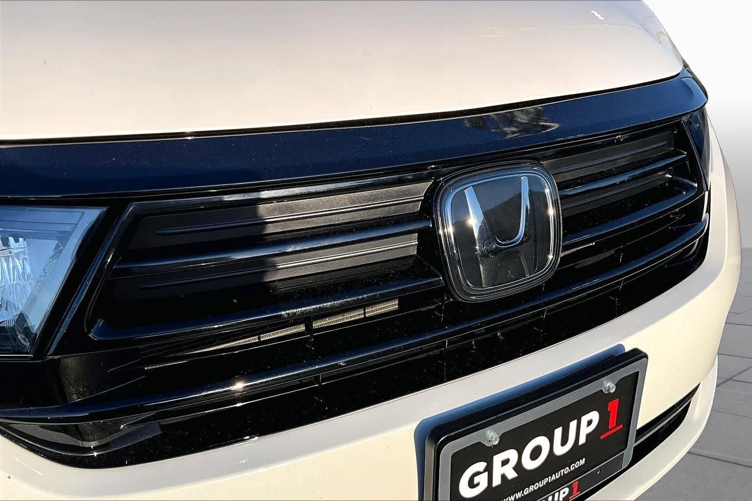 Used 2024 Honda Odyssey Sport image 30