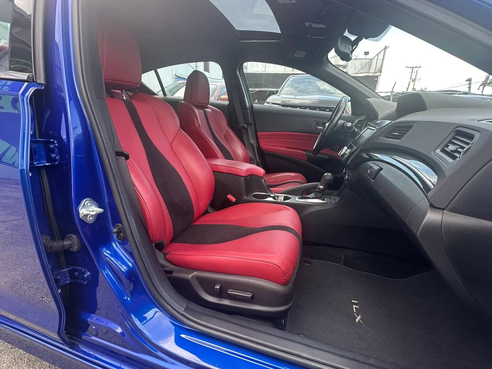 Used 2022 Acura ILX w/ Premium & A-SPEC Package FWD image 10